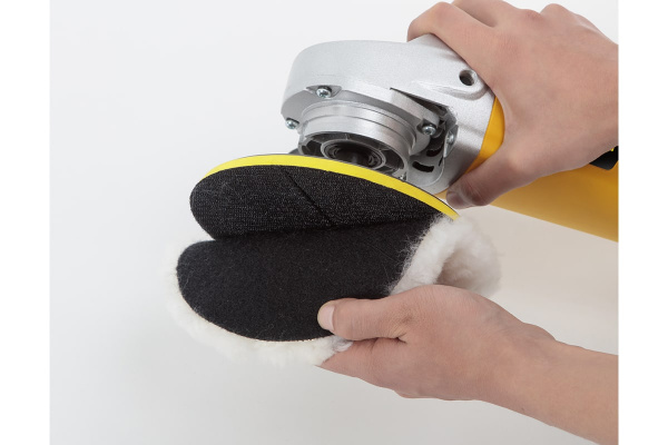 Полировальная машина Stanley 1300Вт STGP1318