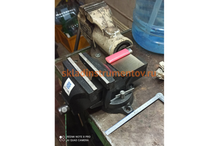 Слесарные тиски ZITOM 125 мм, поворотные, стальные bv10125 Слесарные тиски ZITOM 125 мм, поворотные, стальные bv10125
