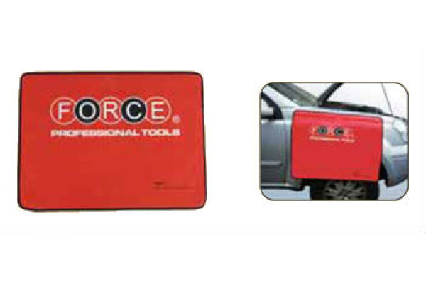 Защитная магнитная накидка на крыло автомобиля 800 х 600 мм FORCE 88803