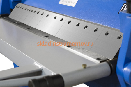 Листогибочный станок с ножным и ручным управлением Blacksmith PBB1020/2,5