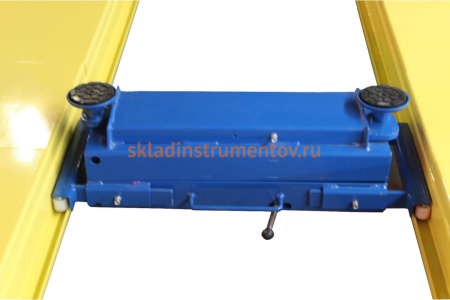 Электрогидравлический четырехстоечный подъемник 380 В AE&T F4.5D-4