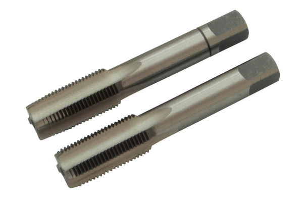 Метчик ЭВРИКА M16x1,25 2шт,в пластиковом футляре ER-01612M