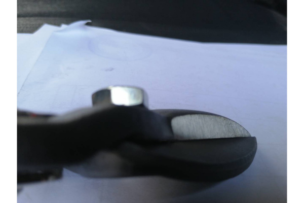 Рычажные ножницы по металлу 250мм, левые NWS Фигурные 067L-15-250