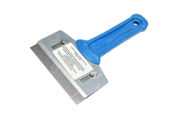 Скребок со сменным лезвием VOREL 6795