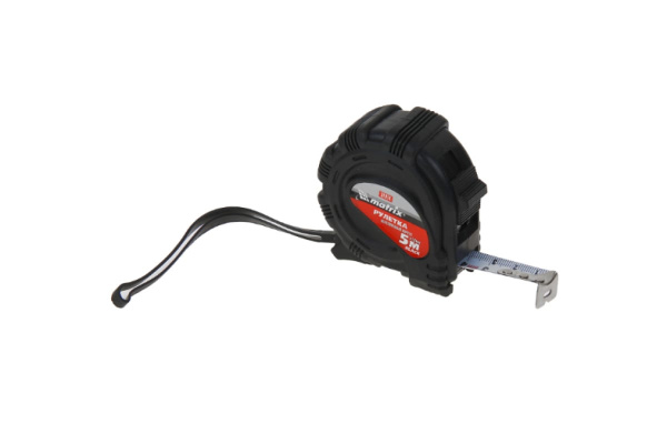 Рулетка 5 м х 19 мм Black MATRIX 31014