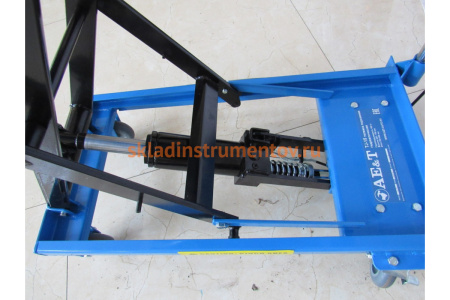 Платформенная тележка AE&T гидравлическая, 150кг TJ-15 Платформенная тележка AE&T гидравлическая, 150кг TJ-15