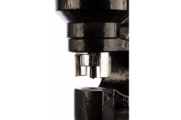 Автономный гидравлический пресс для пробивки отверстий в шинах КВТ ШД-95A 67251