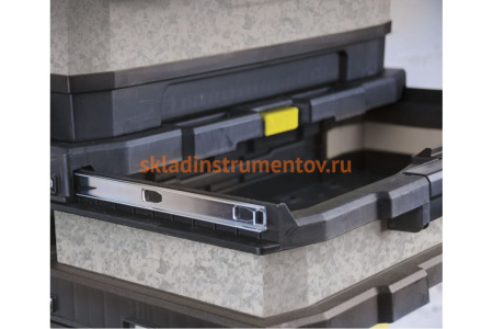 Ящик для инструмента с колесами ROLLING WORKSHOP (73х56.8х38.9 см) Stanley 1-95-833
