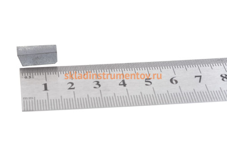 Пластина 13592 ВК8 В35 напаиваемая для отрезных и прорезных резцов GRIFF 032172