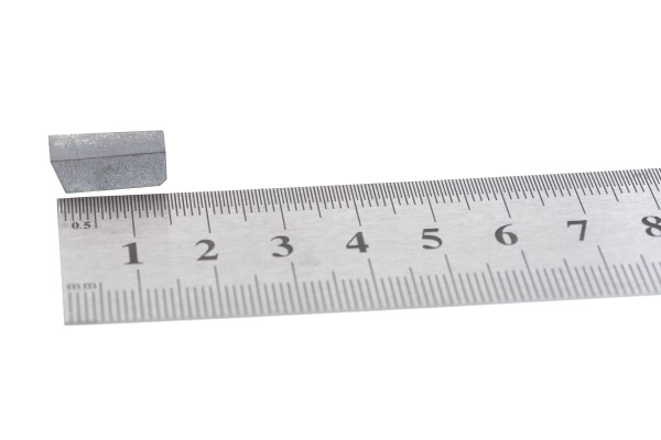 Пластина 13592 ВК8 В35 напаиваемая для отрезных и прорезных резцов GRIFF 032172