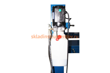 Электрогидравлический четырехстоечный подъемник 380 В AE&T F4.5D-4