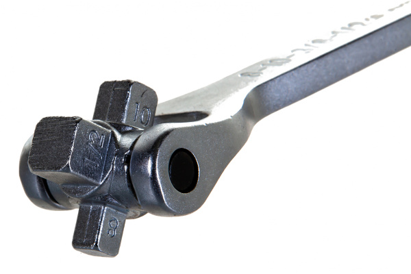 Торцевой ключ для сливных пробок AIST 8 размеров 67316003 00-00018191