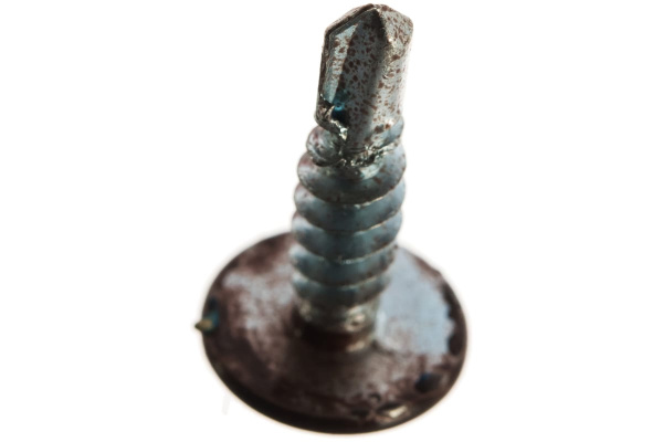 Саморезы с прессшайбой и сверлом по листовому металлу до 2мм Зубр RAL-8017 PH2 4,2х16мм 500шт 300211-42-016-8017