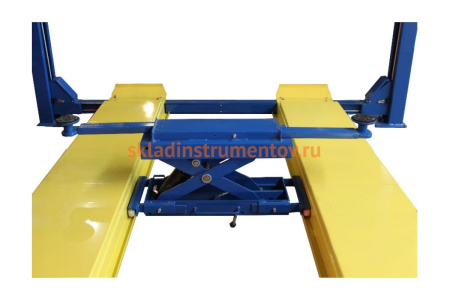 4-х стоечный подъемник для сход-развала с траверсой 380В AE&T F3.5-4