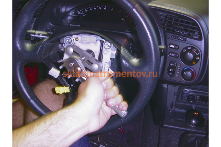 Съемник для снятия руля AIST 11 предметов 67937005 00-00011417