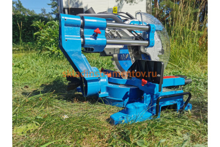 Торцовочная пила с протяжкой ЗУБР Профессионал, d 305 х 30 мм, 2000 Вт  ППТ-305-П