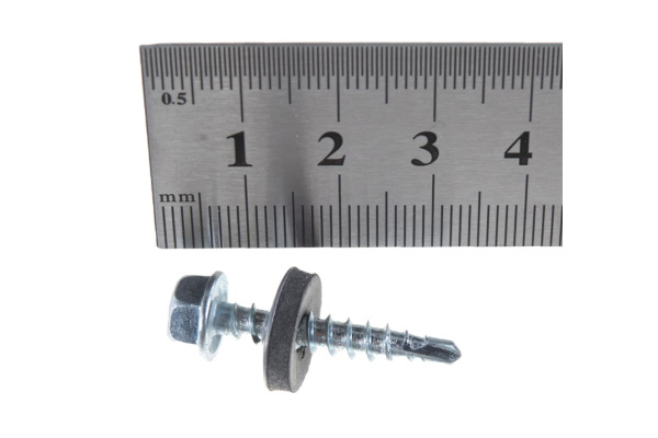 Саморезы для крепления кровельных материалов к деревянной обрешетке Зубр оцинкованные, 4,8x29 мм, 400 шт 4-300315-48-029