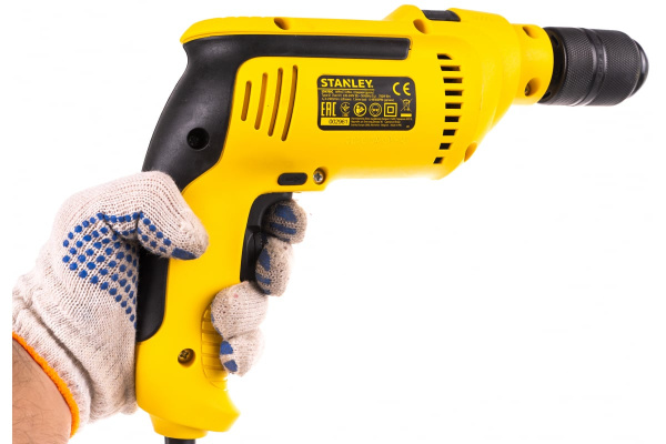 Ударная дрель Stanley SDH700C