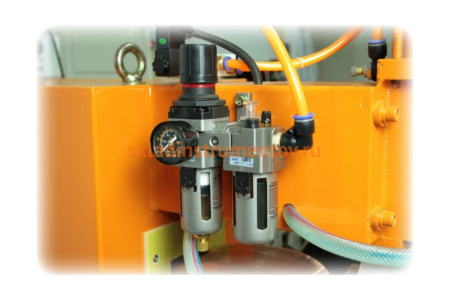 Машина контактной сварки с линейным пневмоприводом и микропроцессором Foxweld МТ-25 3686