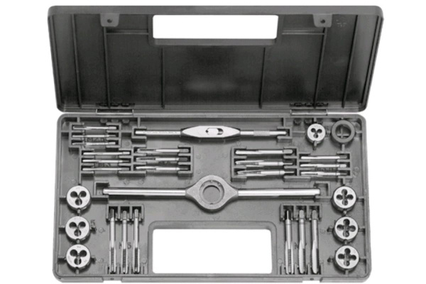 Резьбонарезной набор Bucovice Tools M0-II, 32 предмета, М2,5-М7, в пласт кейсе 310070