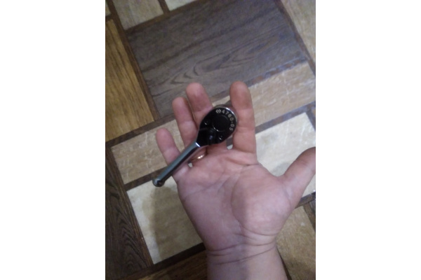 Флажковая трещотка 1/2", 125мм, 64 зубца KING TONY 4760-05