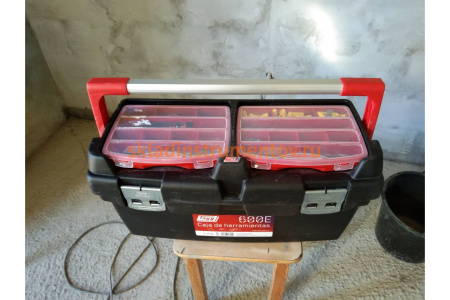 Ящик для инструментов 600x305x295мм +лоток + органайзер + 2 съемных органайзера Tayg 168000