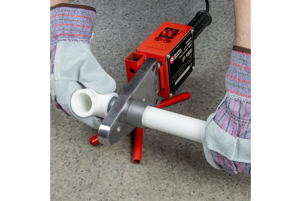 Сварочный аппарат для пластиковых труб QUATTRO ELEMENTI ST-1800 1800 Вт, насадки 20-50 мм 793-343