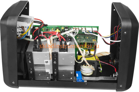 Инвертор ЗУБР Профессионал ЗАС-Т3-220-Д Инвертор ЗУБР Профессионал ЗАС-Т3-220-Д