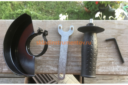 Углошлифовальная машина ЗУБР 125мм УШМ-125-1200 ЭМ3