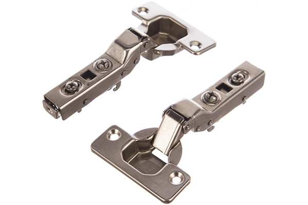 Петля с доводчиком для полунакладных дверей JET OPTIMA 700 clip-on D35мм HM700B.100NI99