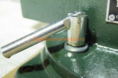 Слесарные поворотные тиски Дело Техники ТСС-140 392440