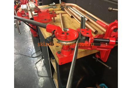 Ручной трубогиб для тонкостенных труб со скользящей направляющей VIRAX 12, 15, 18, 22 мм 250286