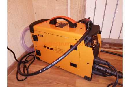 Сварочный инвертор Сварог MIG 200 REAL N24002N 95727