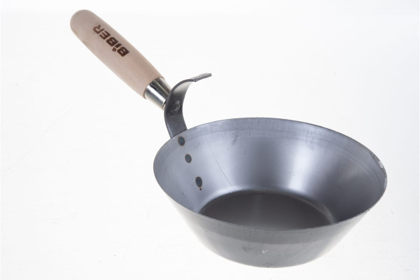 Ковш (штукатурный, с деревянной ручкой) Biber 35901 тов-087400