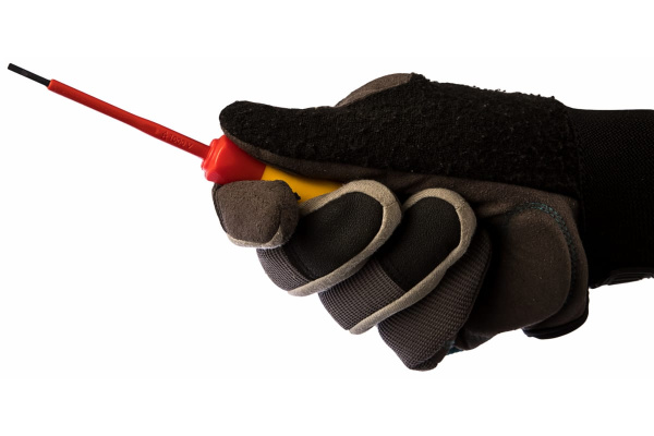 Отвертка для винтов со шлицевой головкой KNIPEX KN-982025