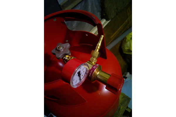 Баллон пропановый 27 л с вентилем ВБК НЗГА с предохранительным клапаном Спец СВ-БАЛ27ВБКН