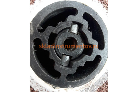 Щетка стальная для удаления ржавчины для M3015 MESSER 10-40-117