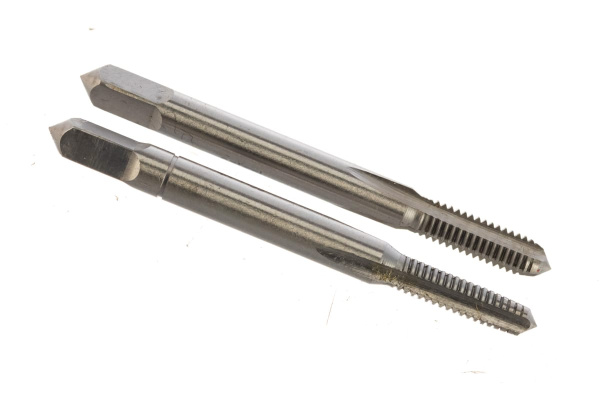 Набор метчиков HSS из 2-х шт. M 4 шаг 0.7 мм Bucovice Tools 144040