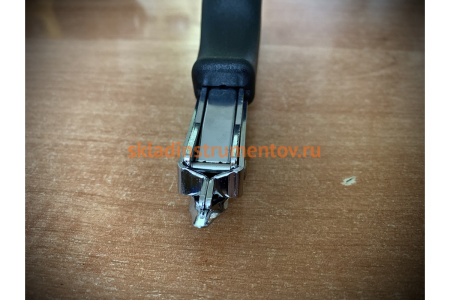 Универсальный скобоудалитель MATRIX 40912