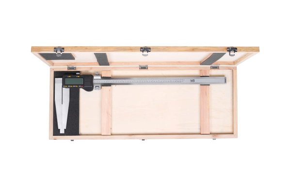 Штангенциркуль ШЦЦ-3-1000 0,01 электронный, губки 200мм ЧИЗ 45659