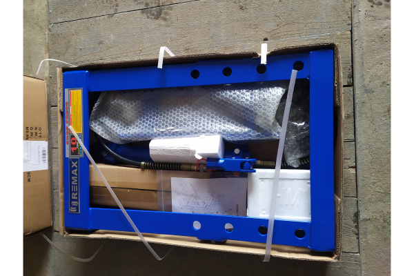 Гидравлический пресс ROSSVIK HJ0802CE 10т, настольный SD0802CE