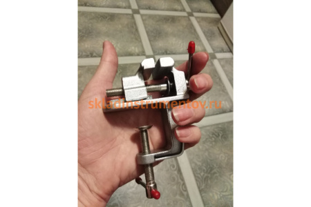 Настольные мини тиски с винтовым зажимом DEXX 40 мм 32471-40