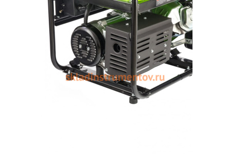 Бензиновый генератор 5,5 кВт, 230В, 4-х такт., 25 л, ручной стартер СИБРТЕХ БС-6500 94546