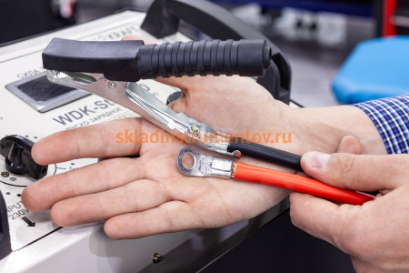 Пуско-зарядное устройство (трансформаторное, для аккумуляторов до 1000Ач) WIEDERKRAFT WDK-Start620