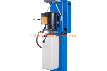 Стоечный подъемник под сход-развал СТАНКОИМПОРТ 4,5 т., 380В ПГ4-4.5М