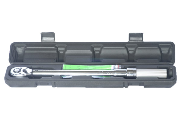 Динамометрический ключ 10-110 Нм 3/8 дюйма AE&T TA-B0110-38