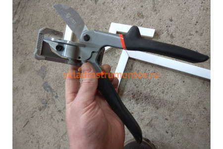 Ножницы для резки коробов и кабель-каналов КВТ НККУ-60 79822