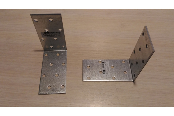 Крепежный угол Зубр МАСТЕР равносторонний 40х80х80мм 1шт 310206-040-080