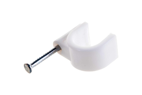 Круглая скоба с гвоздем Зубр для крепления кабеля 12мм, 40шт 45111-12