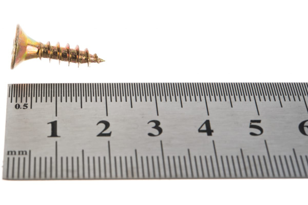 Универсальные шурупы для дерева, ДСП, ДВП Зубр желтопассивированные, PZ, 5,0x20мм, ТФ0, 7000 штук 4-300390-50-020